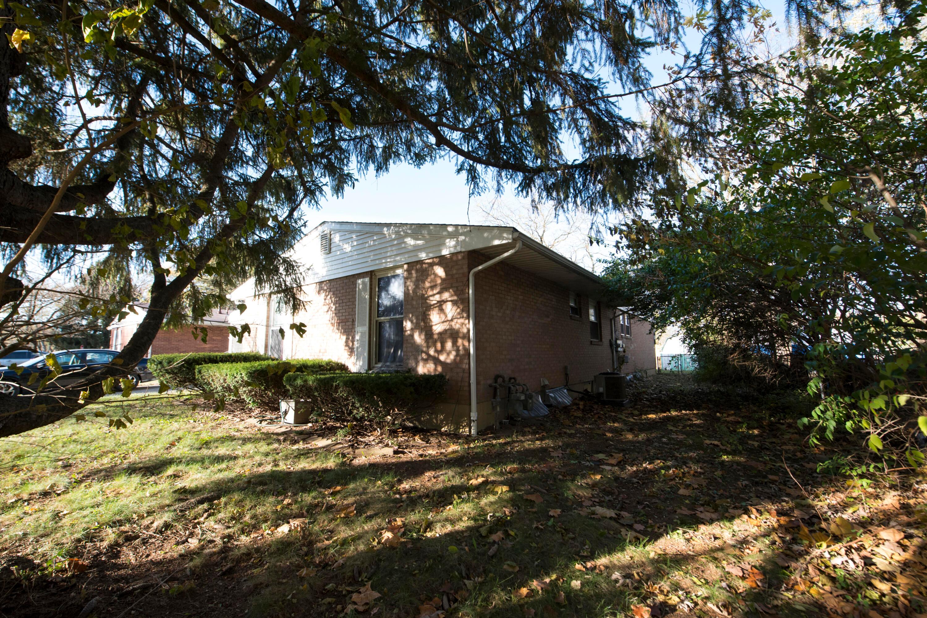 1564 Smith Road Columbus, OH 43207 - Photo 37 of 52 DRM_7587
