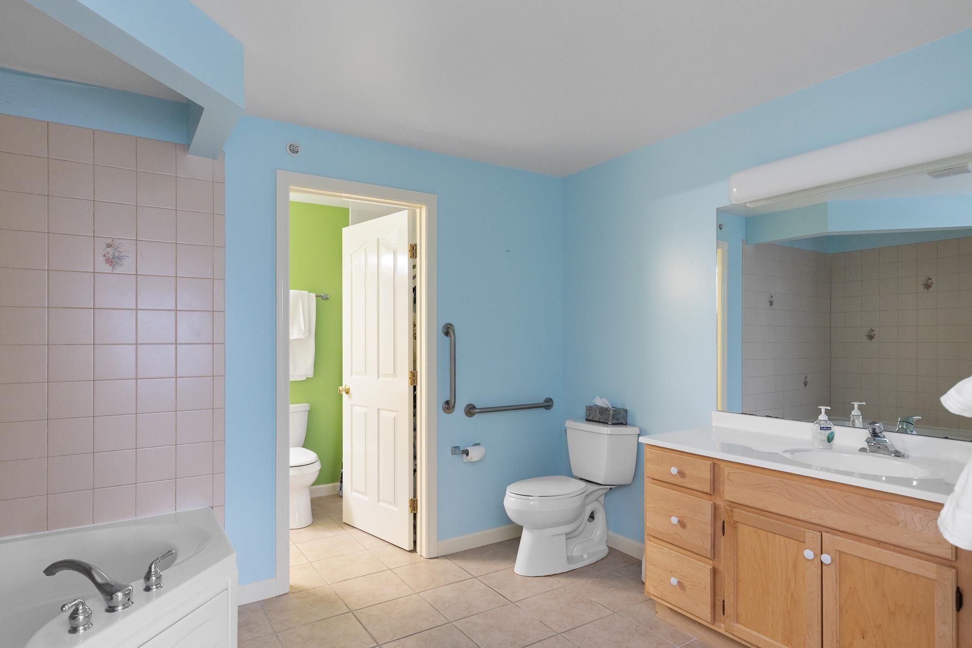45 Claire Point Road, Unit 45 Burlington, VT 05408 - Photo 24 of 37 Gallery Image 24