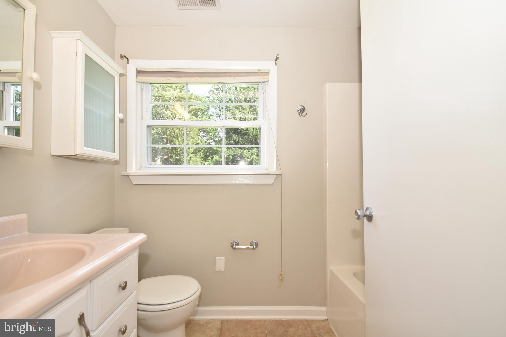 2824 Harford Road Fallston, MD 21047 - Photo 22 of 28 Full Bath