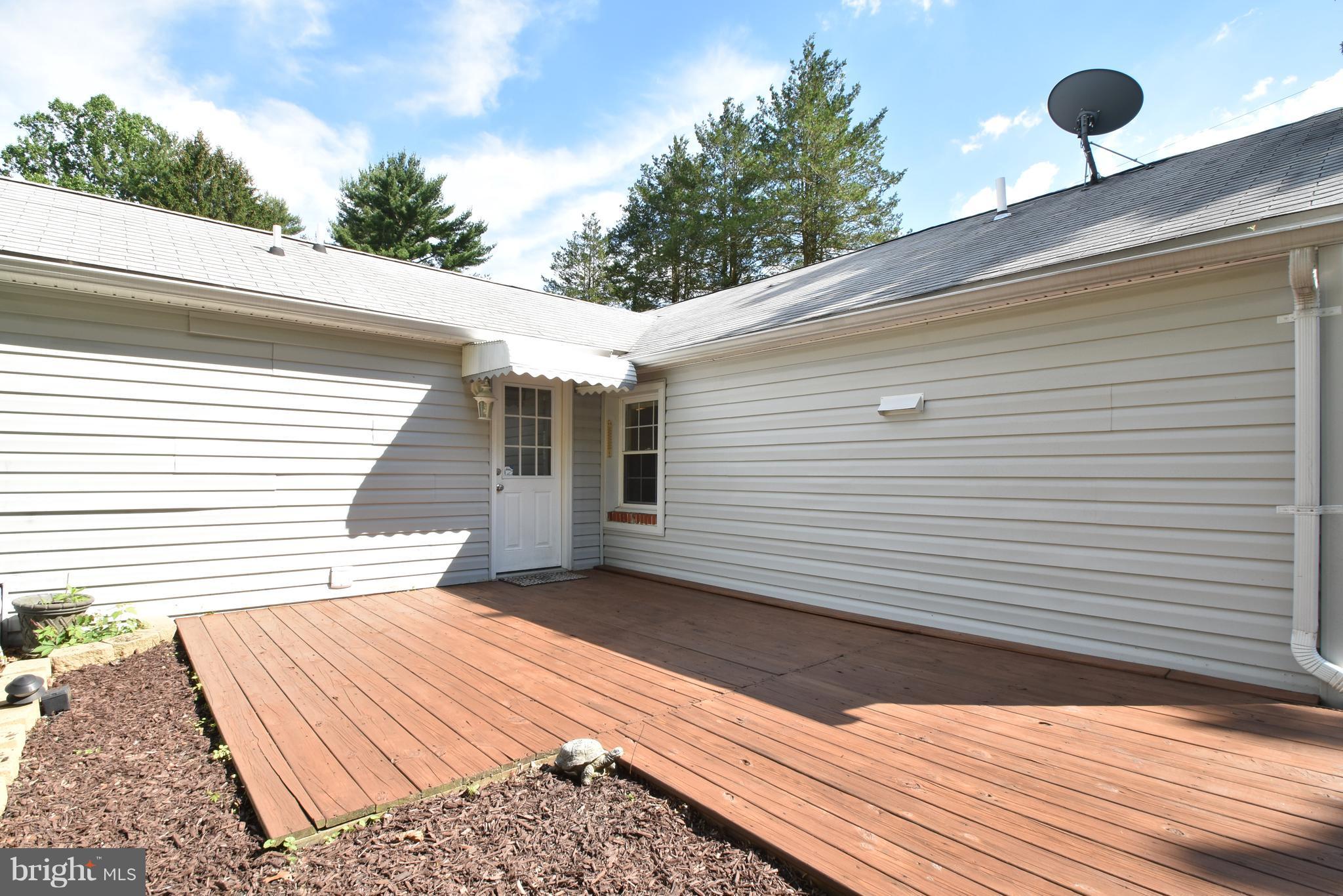 2824 Harford Road Fallston, MD 21047 - Photo 26 of 28 Deck