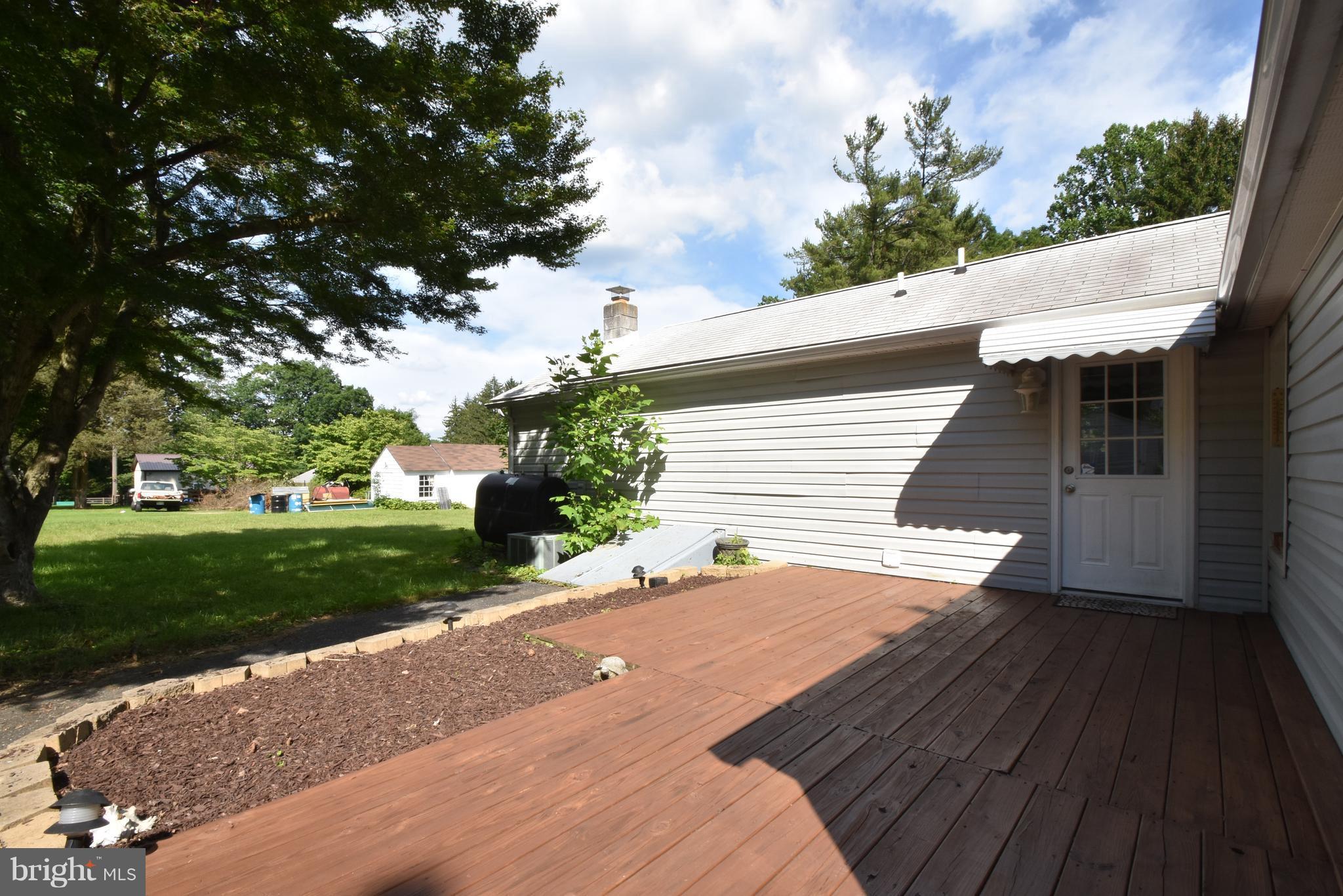 2824 Harford Road Fallston, MD 21047 - Photo 27 of 28 Deck