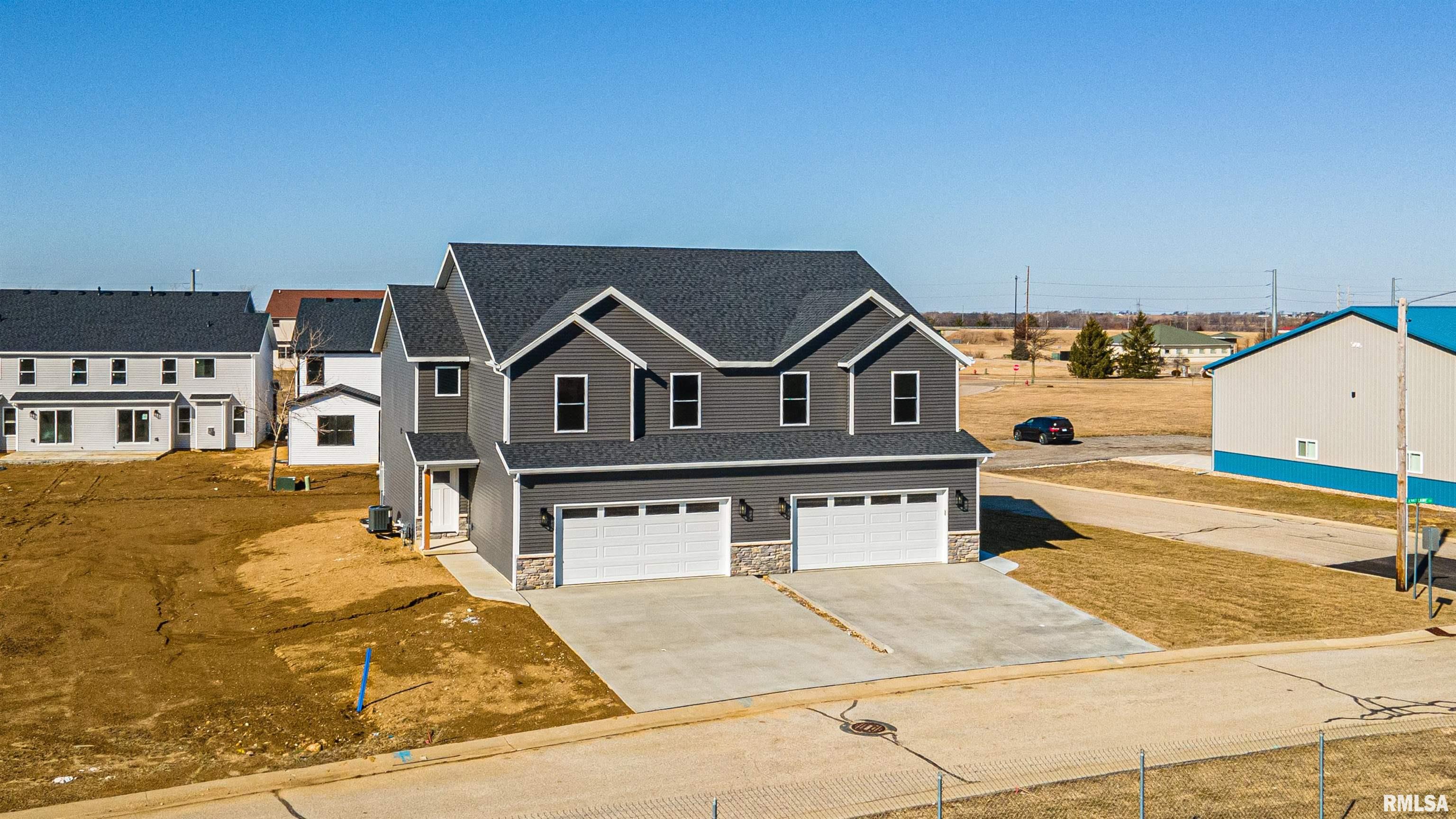 401 Jenny Lane, Heyworth, IL 61745 Compass