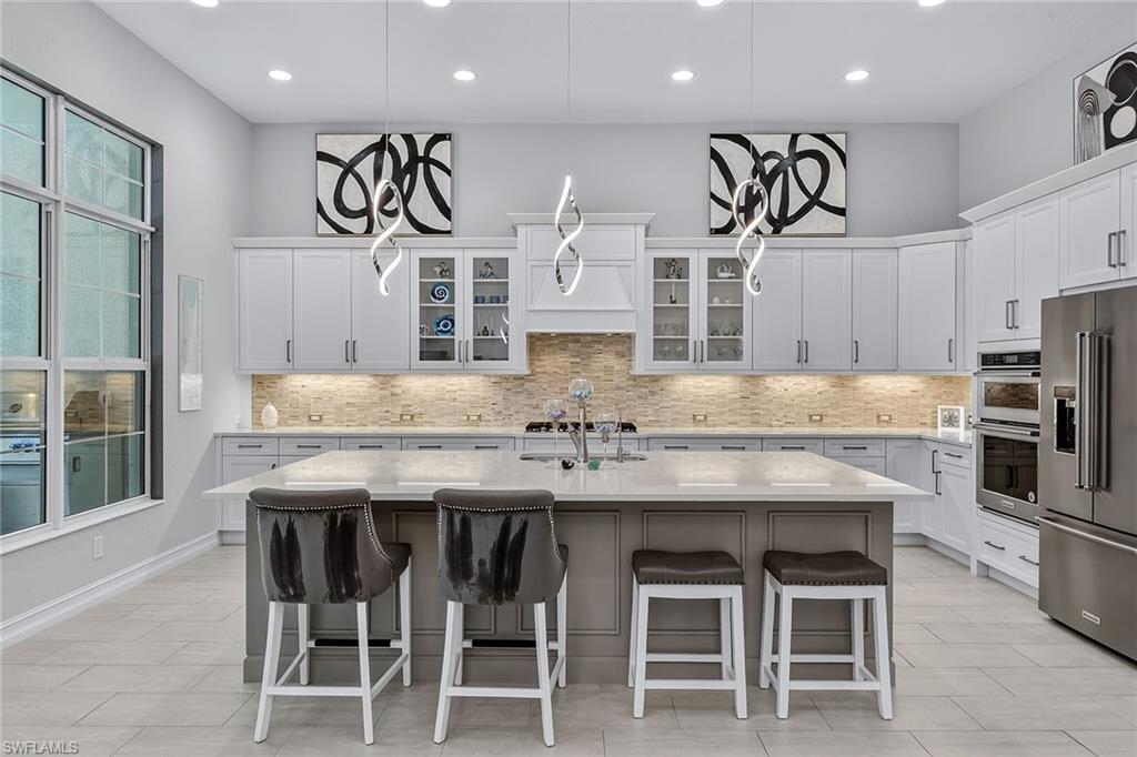 3164 Capistrano Lane Naples, FL 34114 - Photo 7 of 48