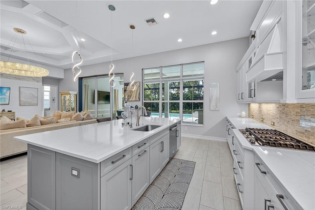 3164 Capistrano Lane Naples, FL 34114 - Photo 9 of 48