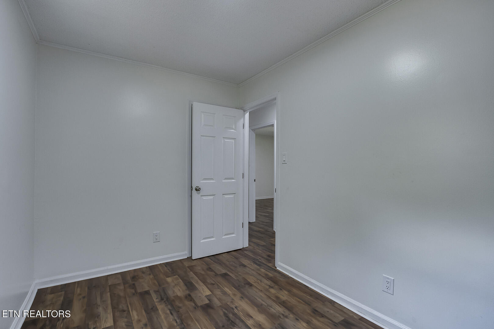 293 Jackson Drive Decatur, TN 37322 - Photo 25 of 30 25_JacksonLane_293_Bedroom3_02