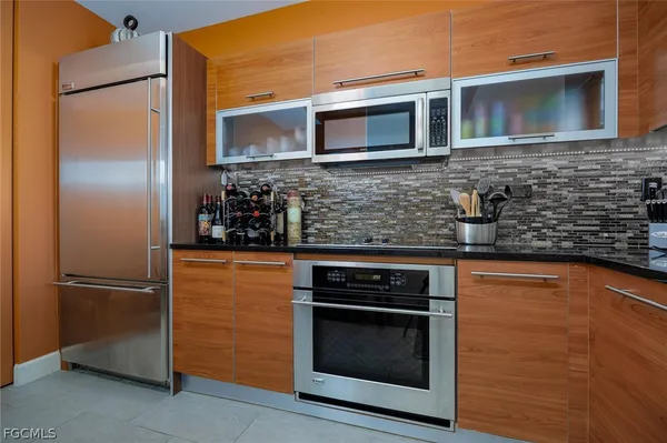 $3,000 | 3000 Grand Oasis Fort, Unit LPH1, Fort Myers, FL 33916