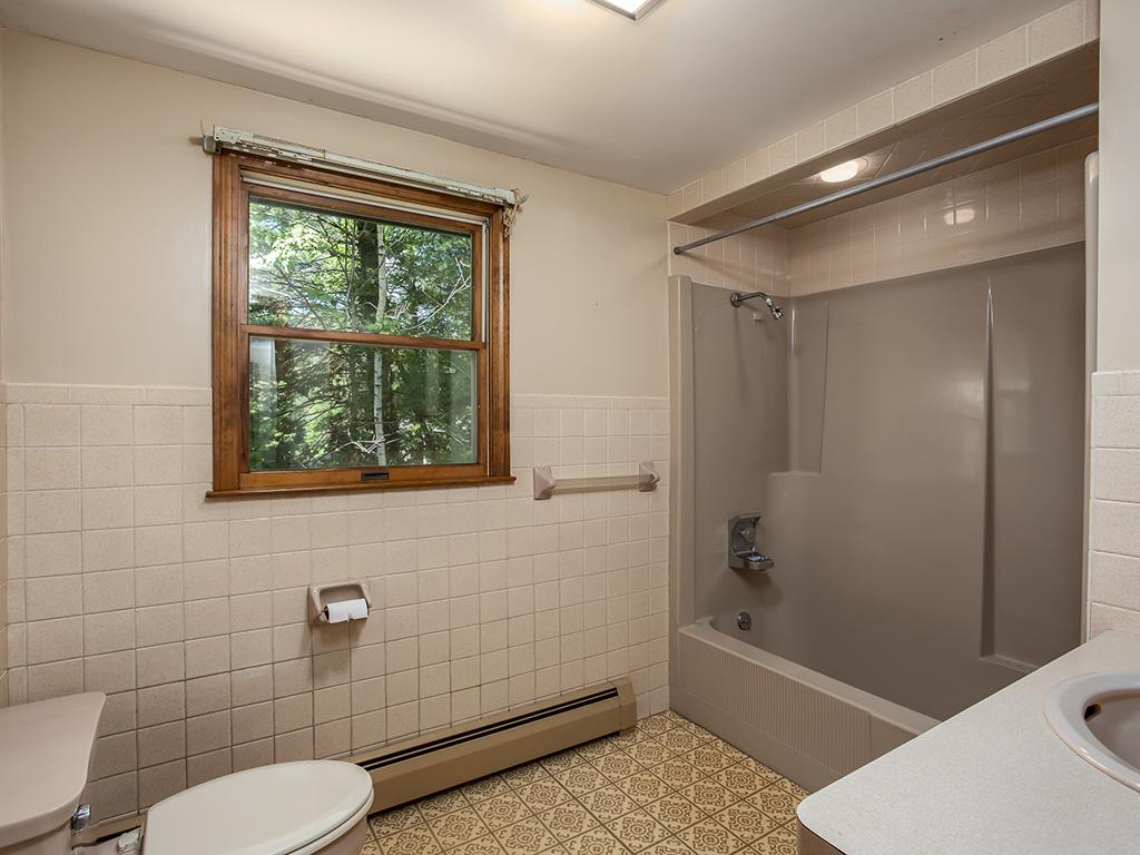 16 Valley Hill Road Pelham, NH 03076 - Photo 19 of 36