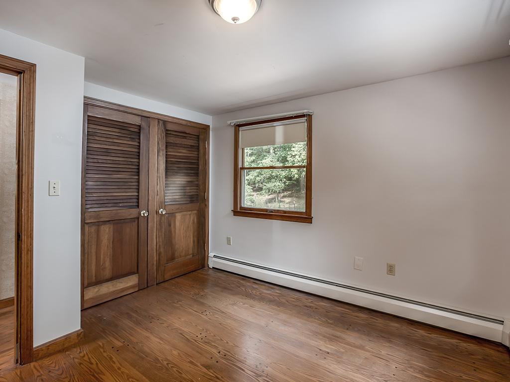 16 Valley Hill Road Pelham, NH 03076 - Photo 21 of 36