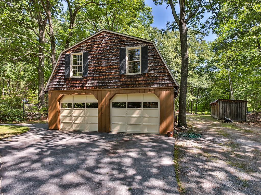16 Valley Hill Road Pelham, NH 03076 - Photo 32 of 36