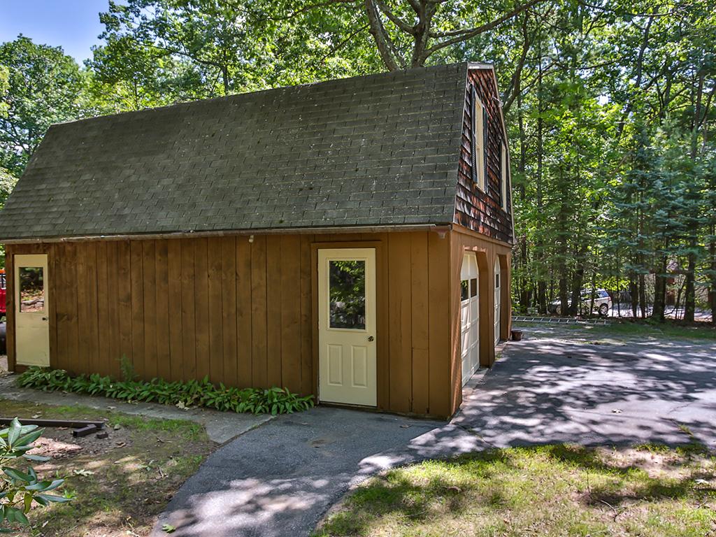16 Valley Hill Road Pelham, NH 03076 - Photo 33 of 36