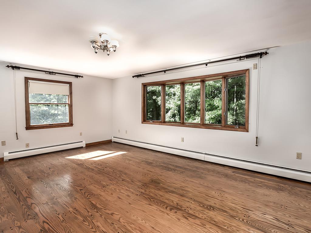 16 Valley Hill Road Pelham, NH 03076 - Photo 6 of 36