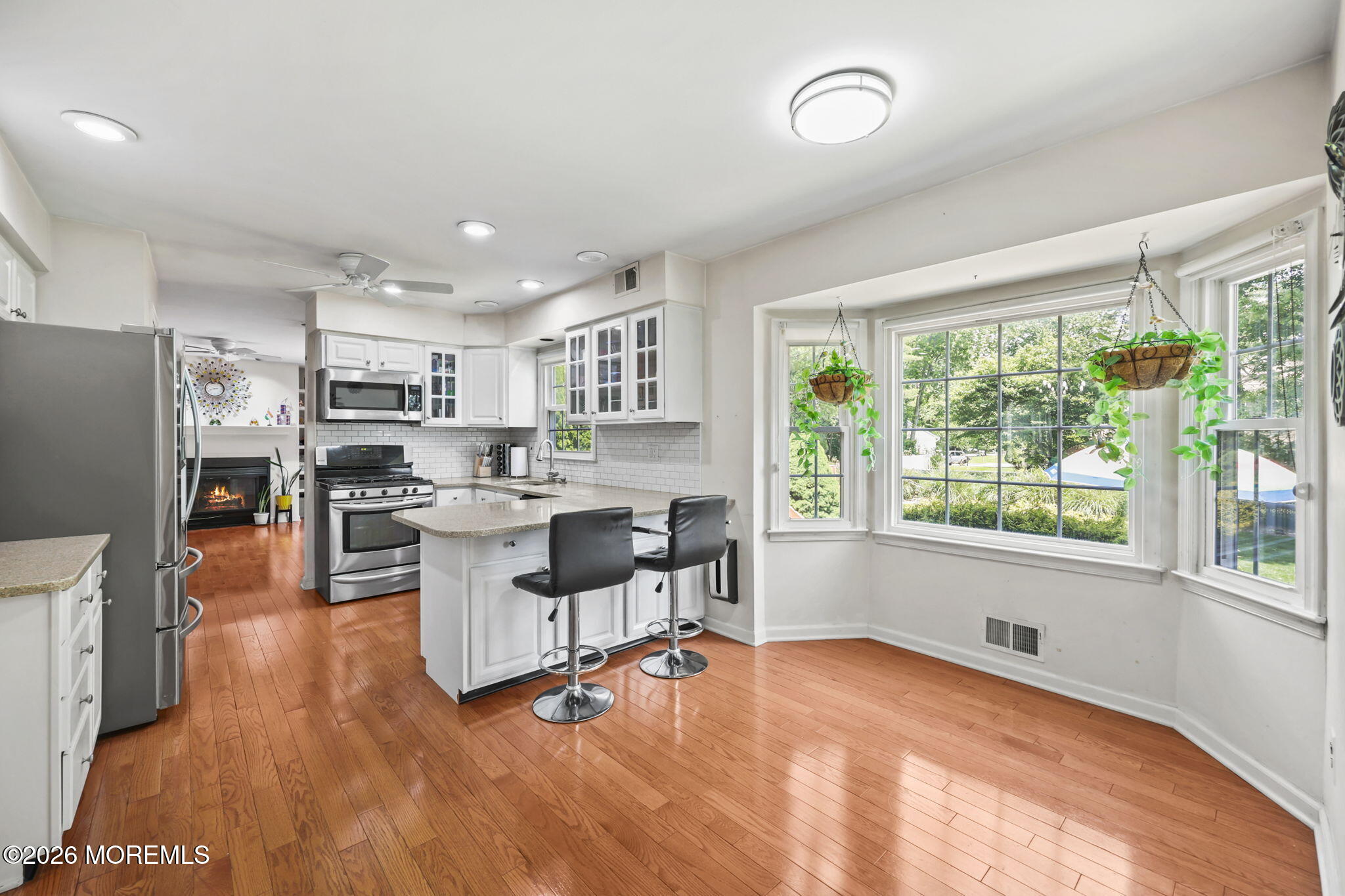 78 Henderson Road Kendall Park, NJ 08824 - Photo 11 of 40 eat-in-kitchen