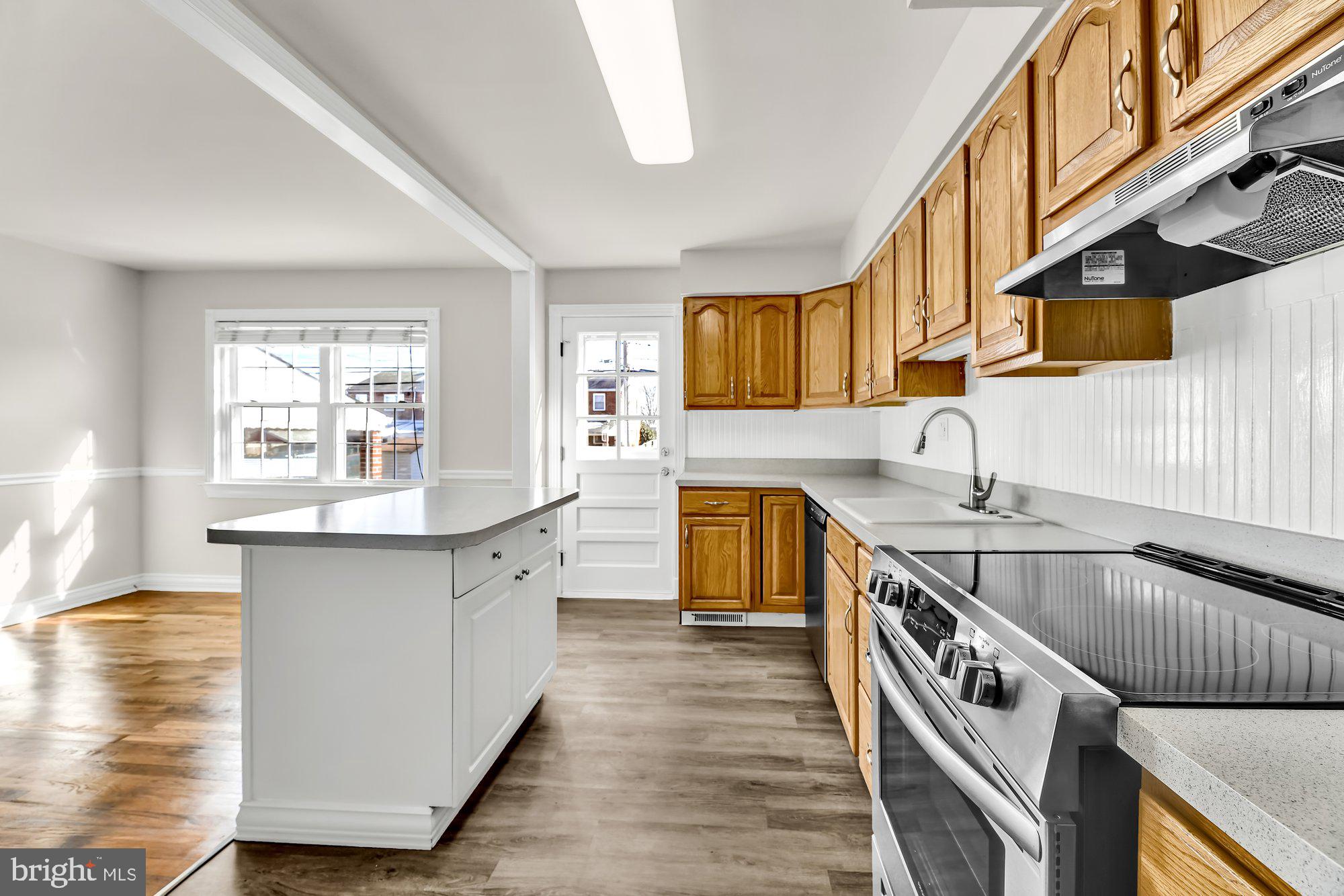 1763 Stokesley Road Baltimore, MD 21222 - Photo 11 of 28
