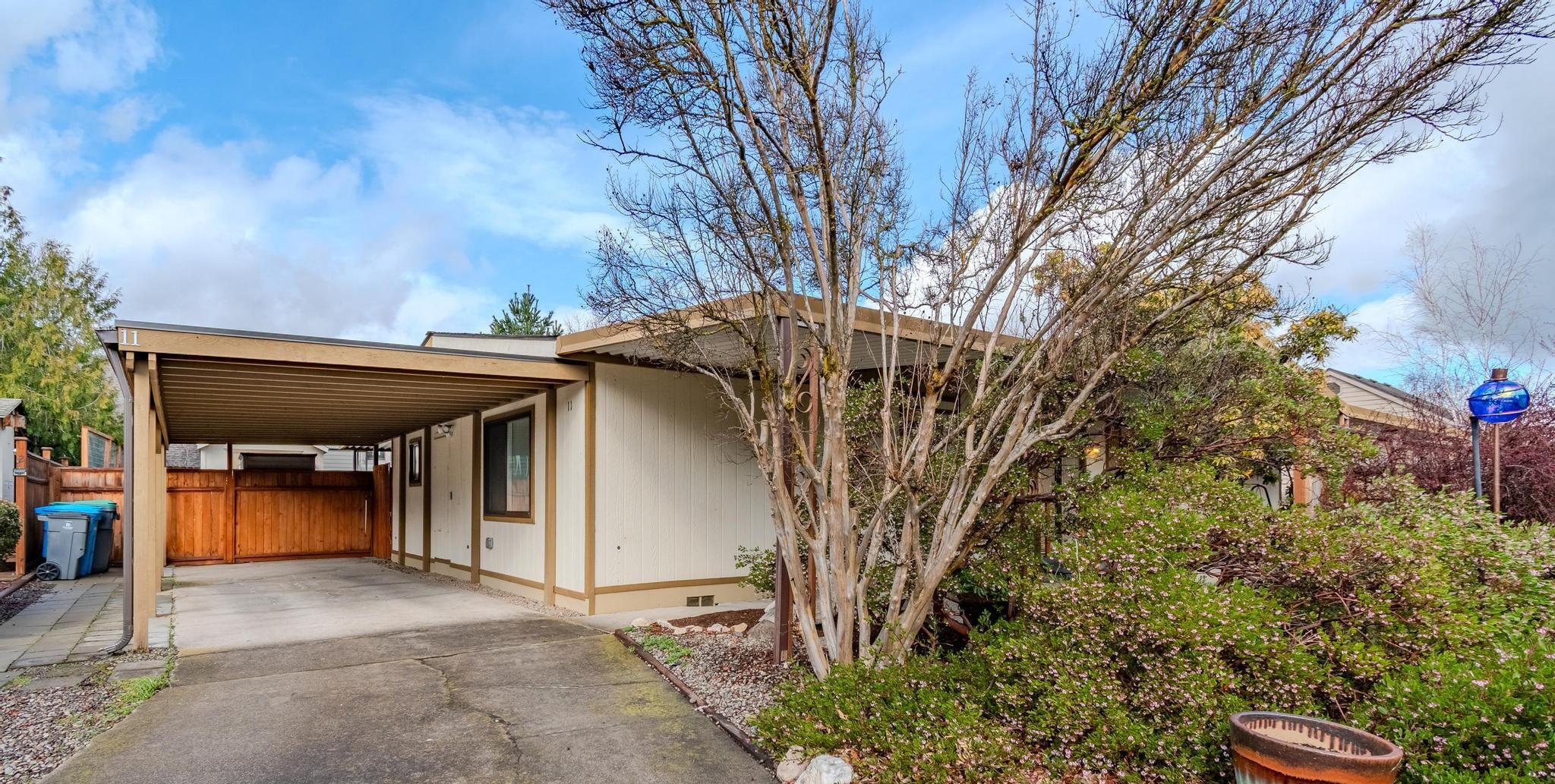 215 Tolman Creek Road, Unit SPC 11 Ashland, OR 97520 - Photo 1 of 36