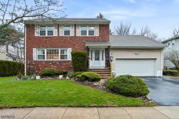 $1,079,000 | 3 Carol Court, Cranford, NJ 07016