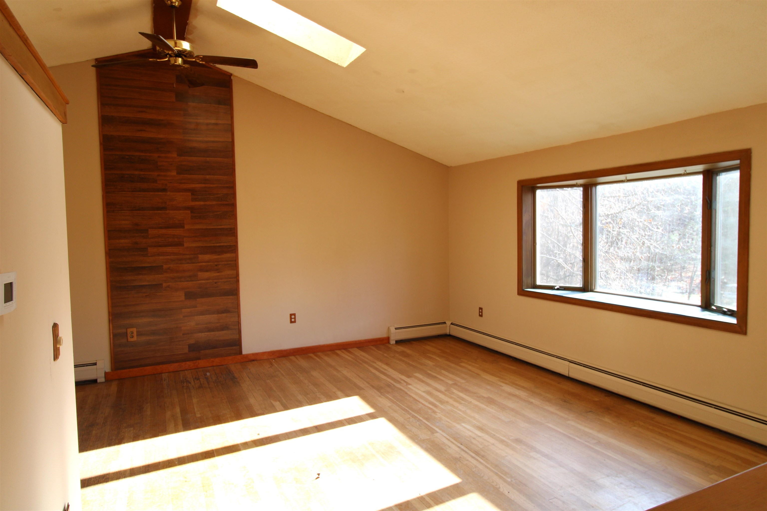 113 Chester Road Derry, NH 03038 - Photo 12 of 15