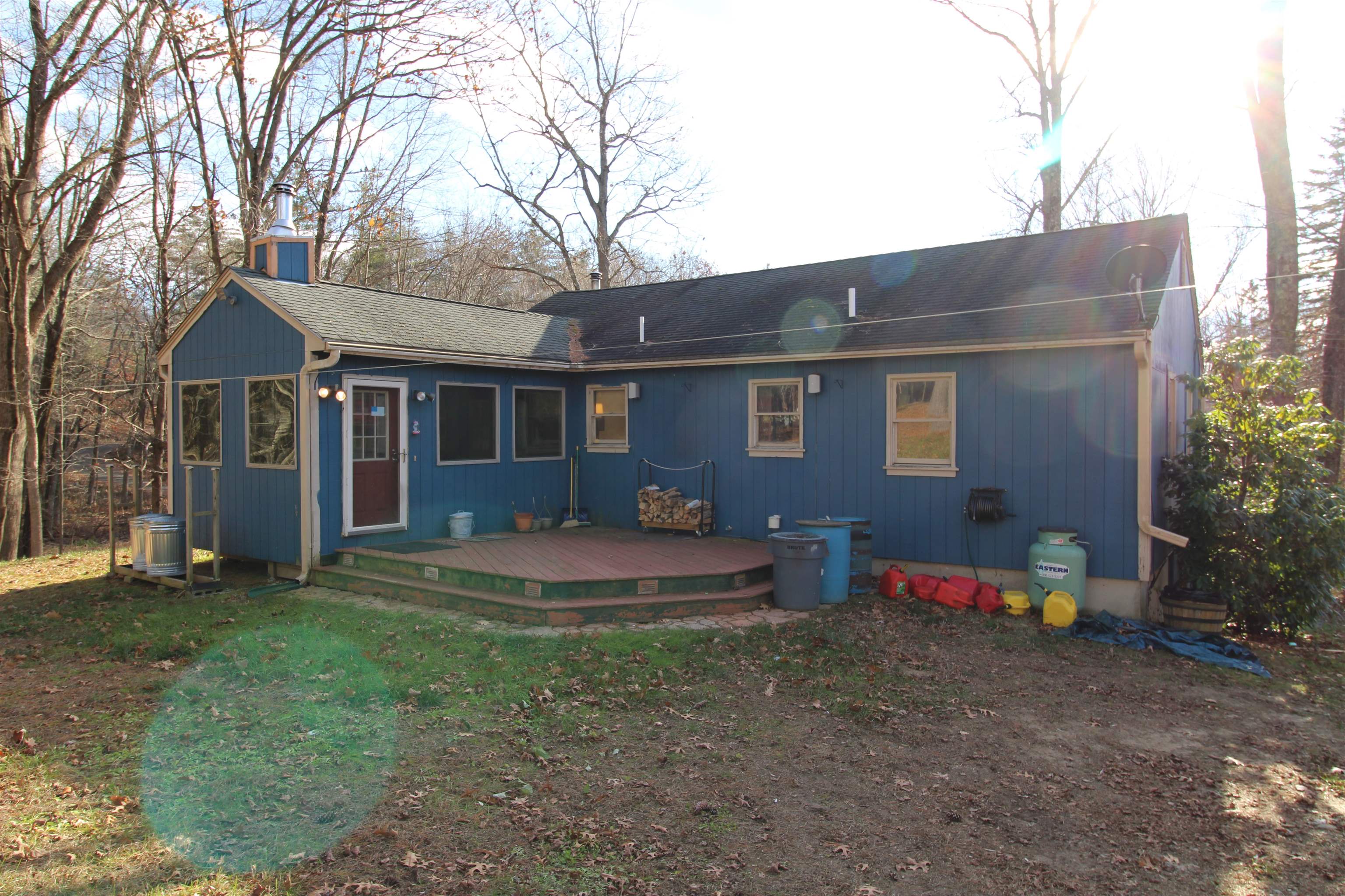 113 Chester Road Derry, NH 03038 - Photo 9 of 15