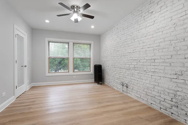 $1,938 | 1627 West Chase Avenue, Unit 1A, Chicago, IL 60626