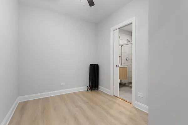 $1,938 | 1627 West Chase Avenue, Unit 1A, Chicago, IL 60626