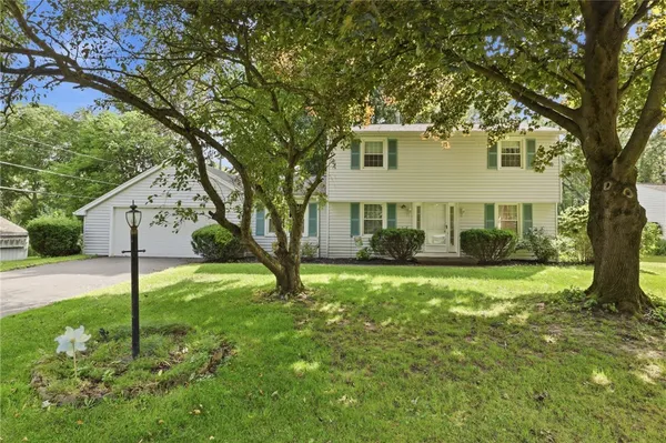 $350,000 | 107 Wheatstone Circle, Perinton, NY 14450