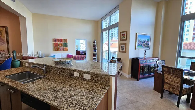 $489,731 | 9055 Southwest 73rd Court, Unit 701, Miami, FL 33156