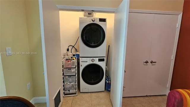 $489,731 | 9055 Southwest 73rd Court, Unit 701, Miami, FL 33156