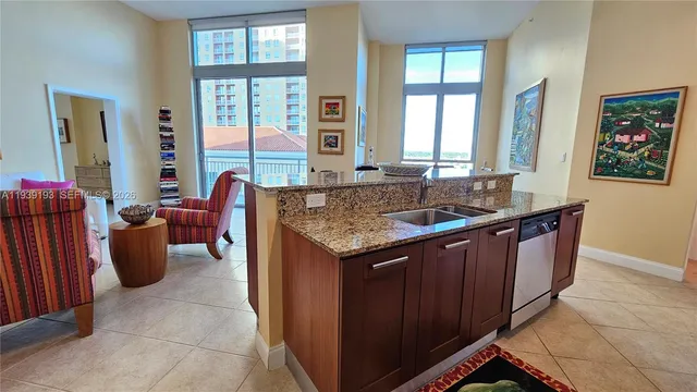 $489,731 | 9055 Southwest 73rd Court, Unit 701, Miami, FL 33156