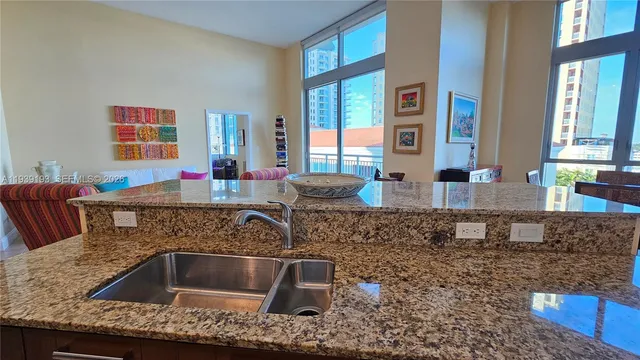 $489,731 | 9055 Southwest 73rd Court, Unit 701, Miami, FL 33156