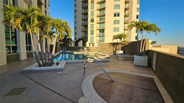 $489,731 | 9055 Southwest 73rd Court, Unit 701, Miami, FL 33156