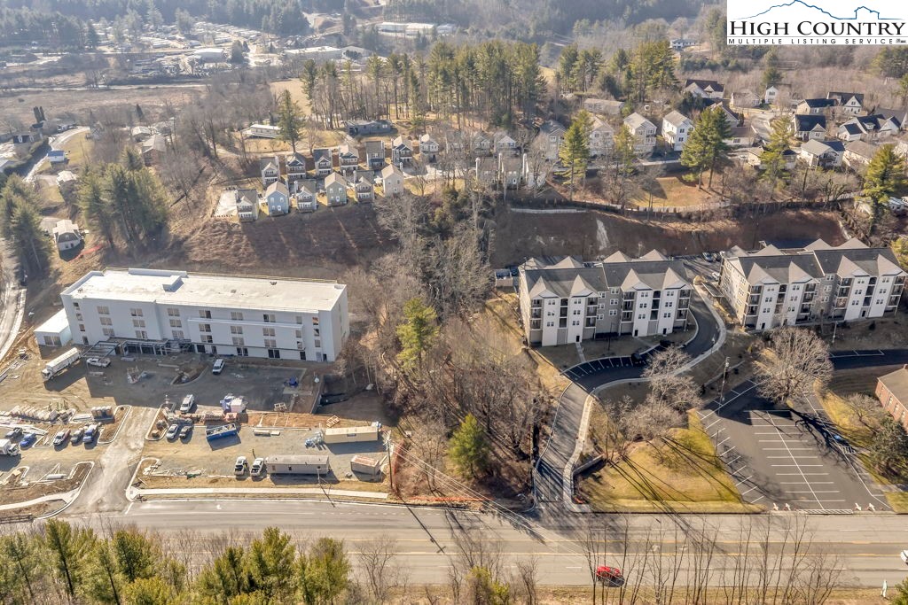 421 South S Highway Boone, NC 28607 - Photo 10 of 14 Gallery Image 10
