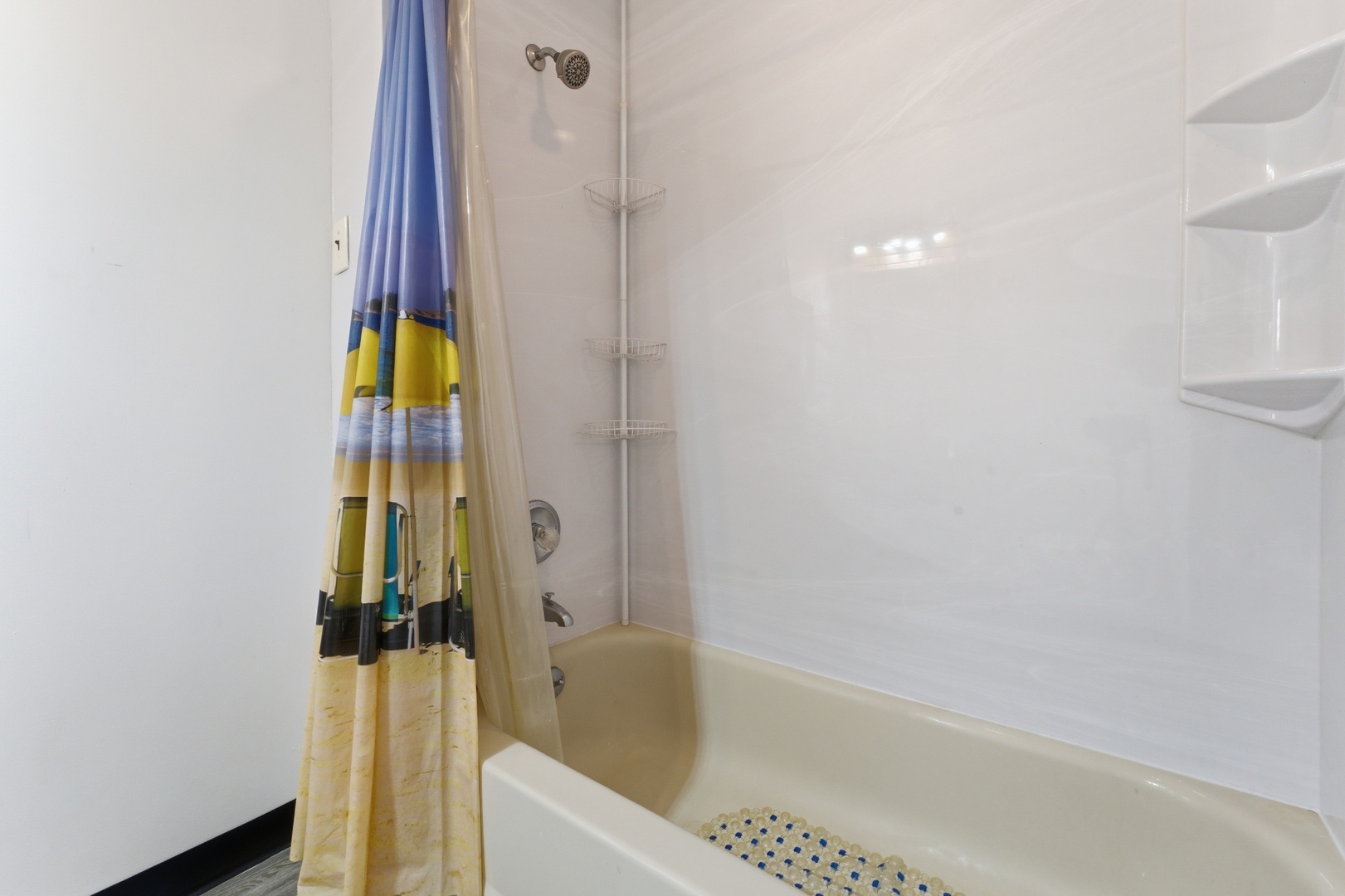 3820 West George Street Chicago, IL 60618 - Photo 17 of 36