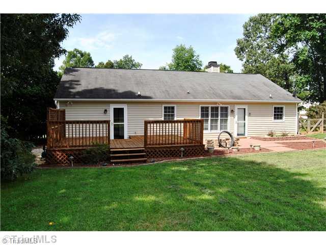 4625 Fieldspring Road Clemmons, NC 27012 - Photo 13 of 13 Exterior Back.