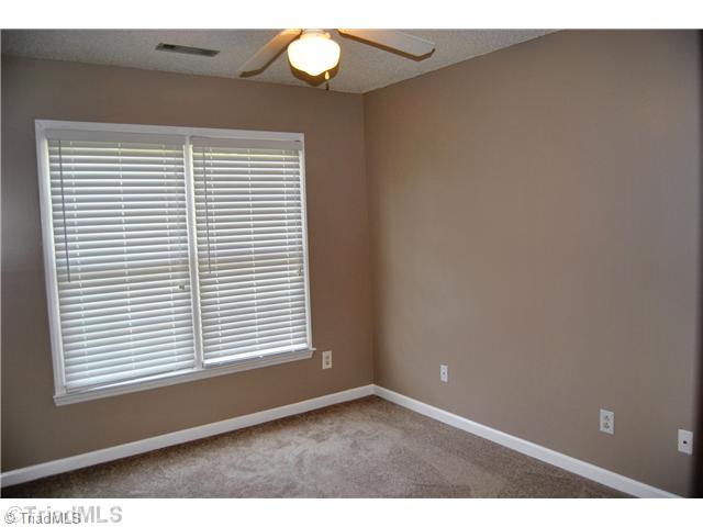 4625 Fieldspring Road Clemmons, NC 27012 - Photo 7 of 13 2nd Bedroom.