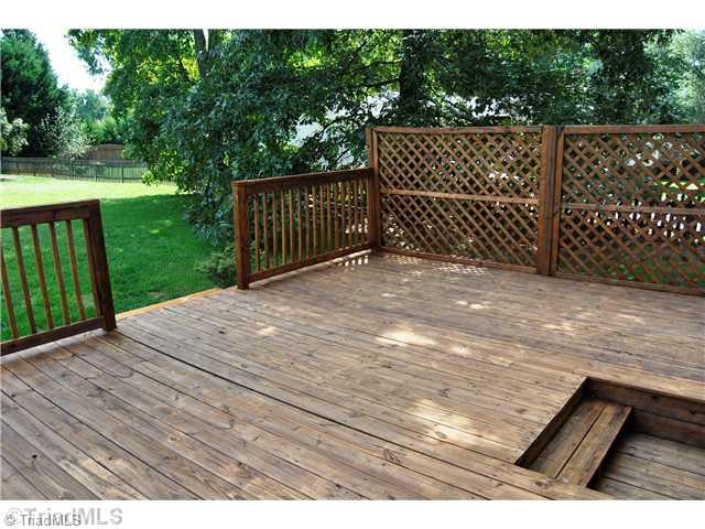 4625 Fieldspring Road Clemmons, NC 27012 - Photo 10 of 13 Patio/Deck.