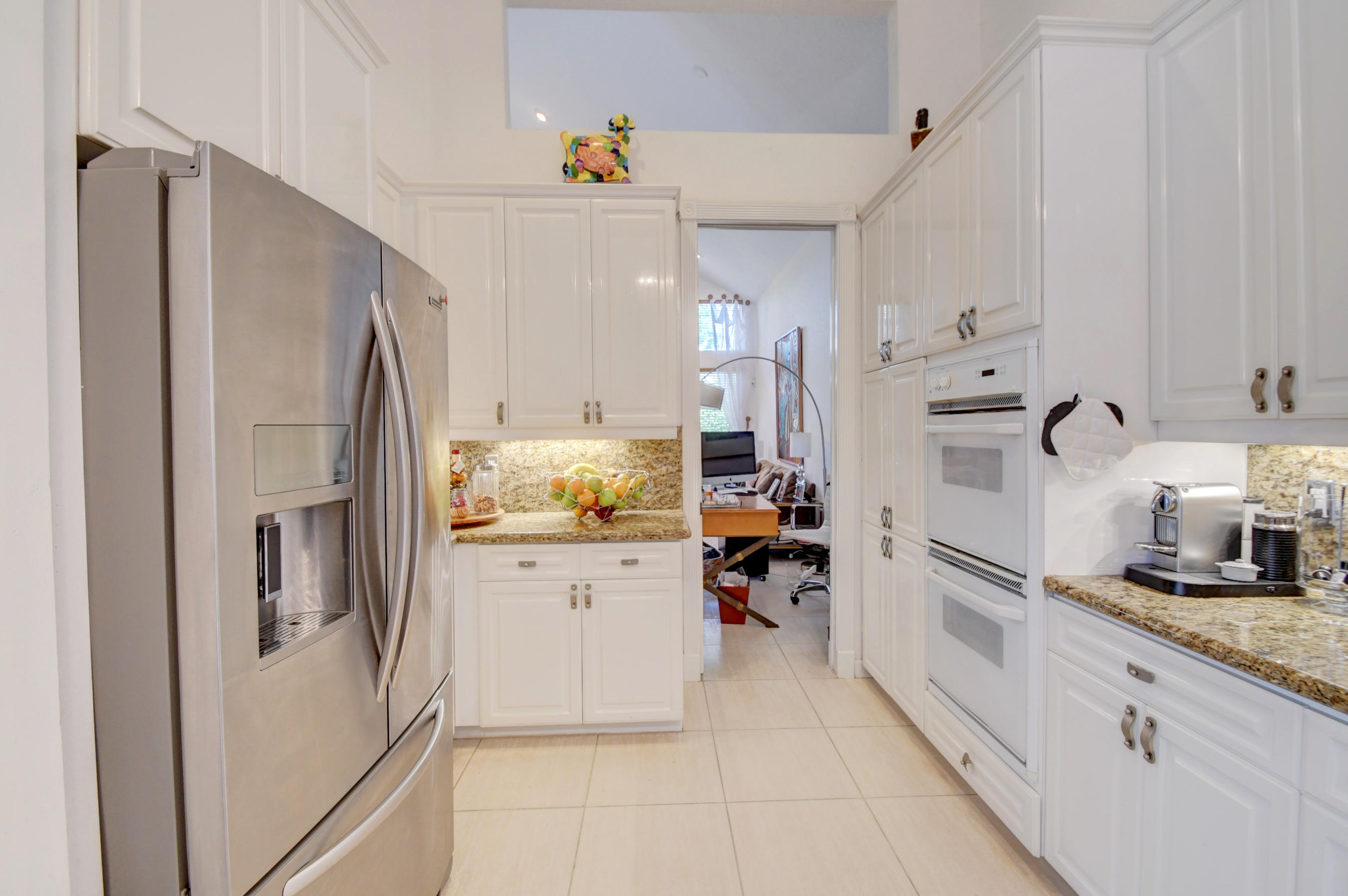 3387 Northwest 53rd Circle Boca Raton, FL 33496 - Photo 15 of 29 Kitchen - 3