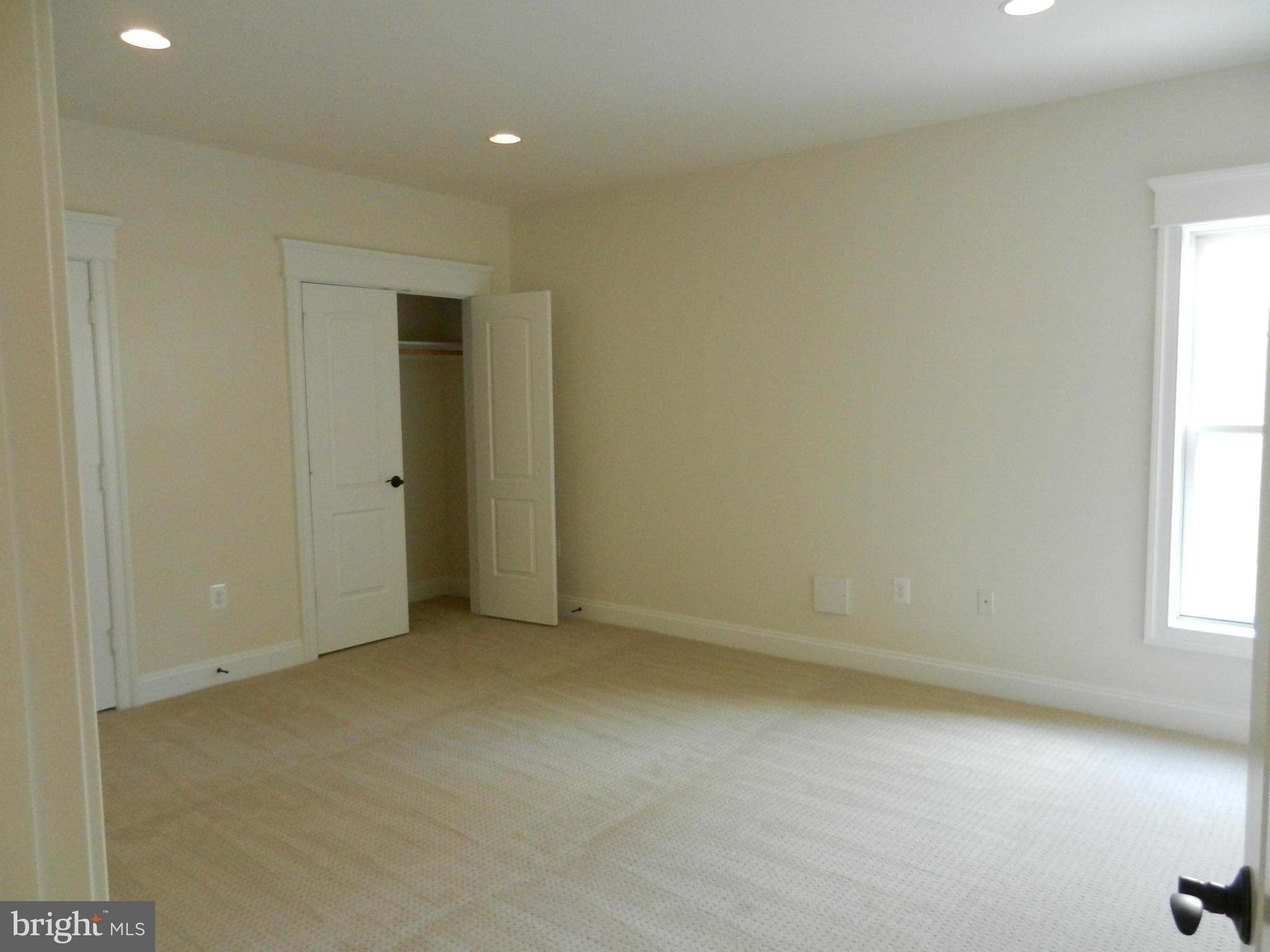 408 Tapawingo Road Southwest Vienna, VA 22180 - Photo 26 of 29 Bedroom
