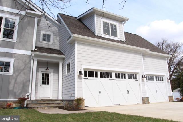 408 Tapawingo Road Southwest Vienna, VA 22180 - Photo 29 of 29 3 Car Garage