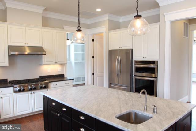Gourmet Kitchen