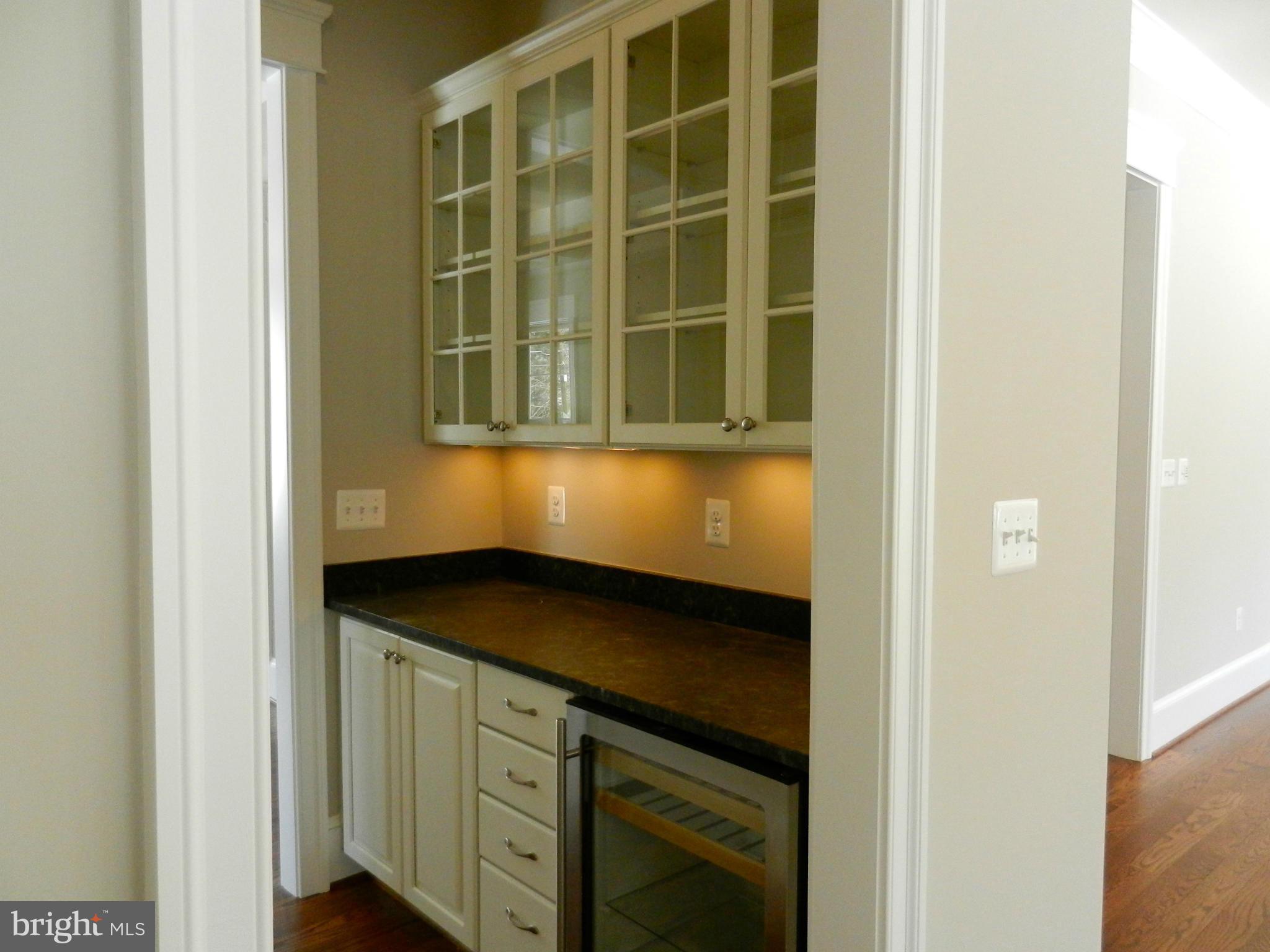 408 Tapawingo Road Southwest Vienna, VA 22180 - Photo 10 of 29 Kitchen Walk Way to Dining Rm