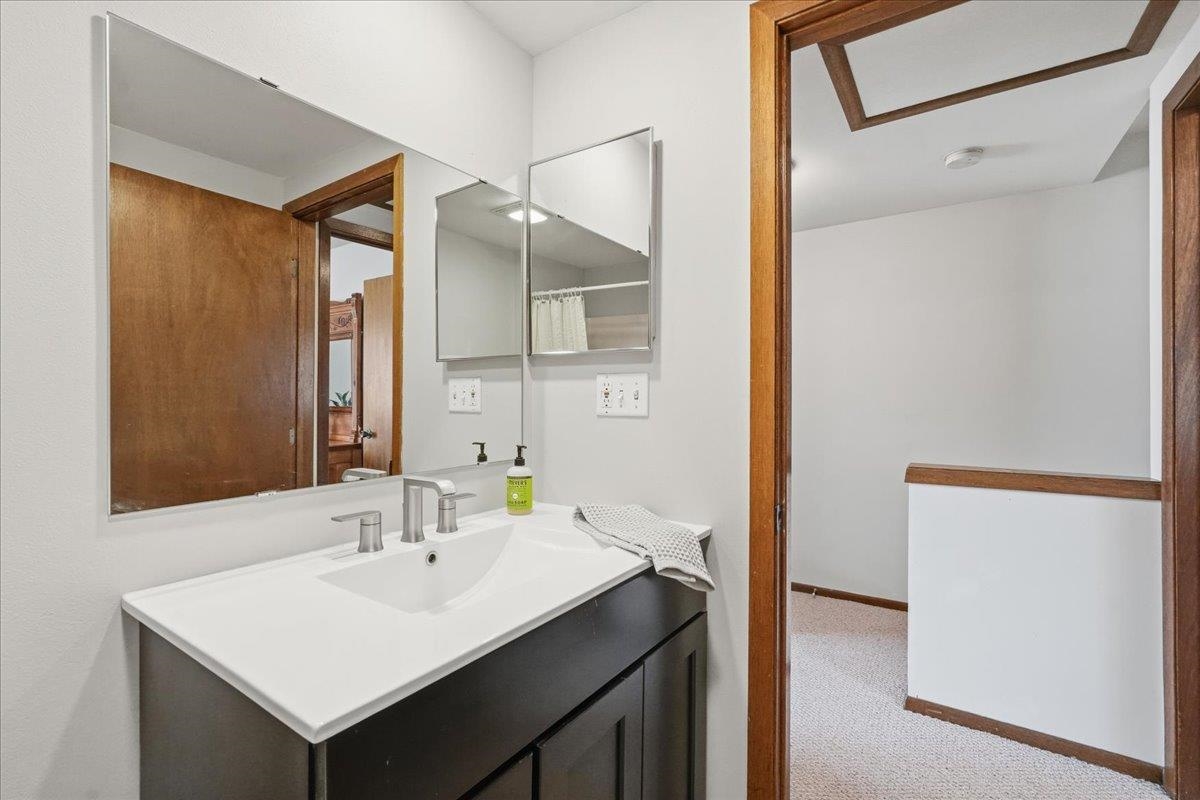 4162 Alvarez Avenue Madison, WI 53714 - Photo 20 of 34