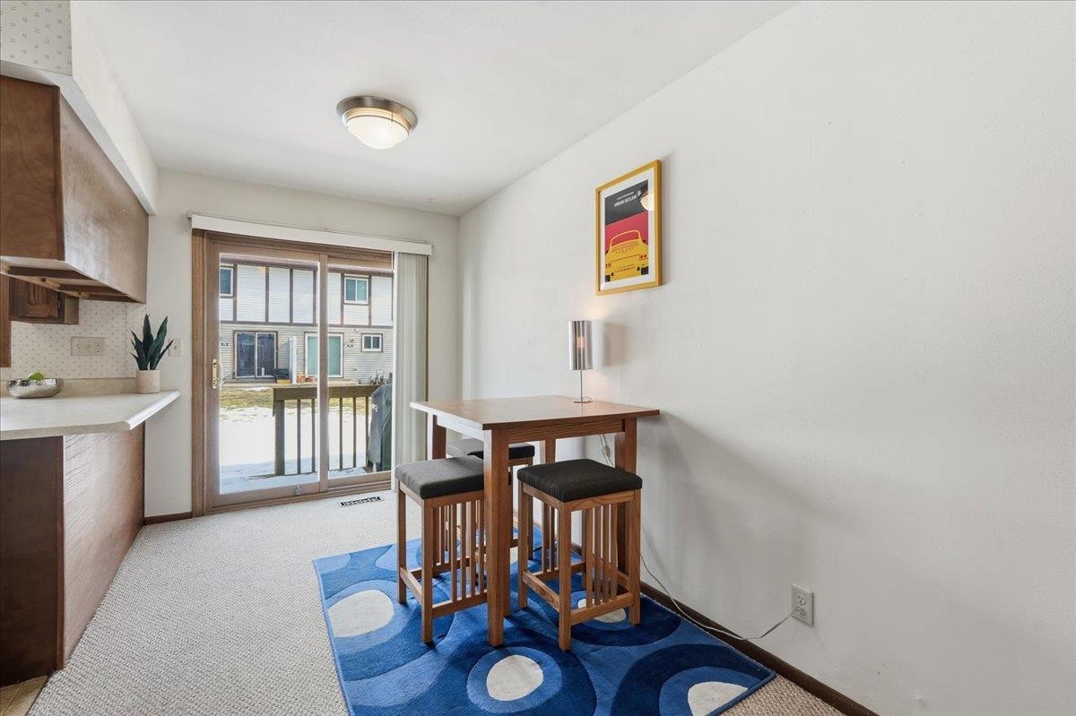 4162 Alvarez Avenue Madison, WI 53714 - Photo 7 of 34