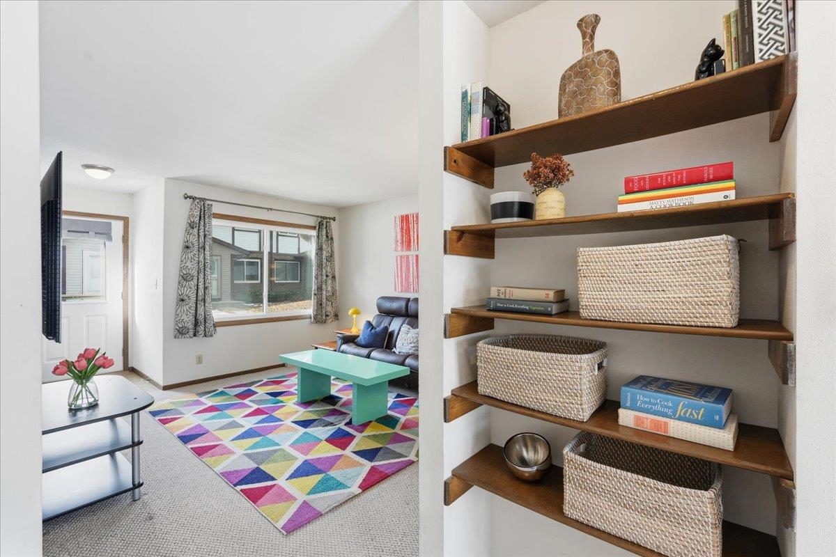 4162 Alvarez Avenue Madison, WI 53714 - Photo 9 of 34