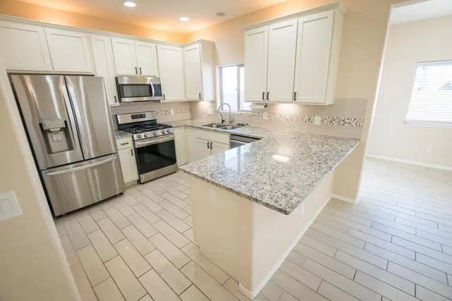 $2,000 | 3898 Big Bend Street, Sierra Vista, AZ 85650