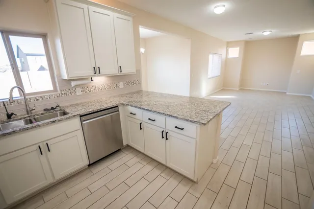 $2,000 | 3898 Big Bend Street, Sierra Vista, AZ 85650