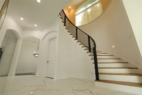 $1,200,000 | 911 Walnut Falls Circle, Mansfield, TX 76063