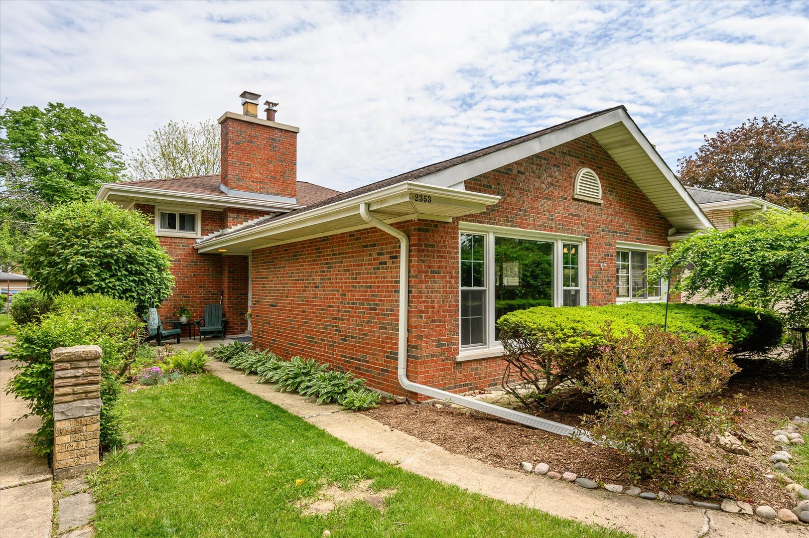 2353 South 7th Avenue North Riverside, IL 60546 - Photo 1 of 24 Gallery Image 1