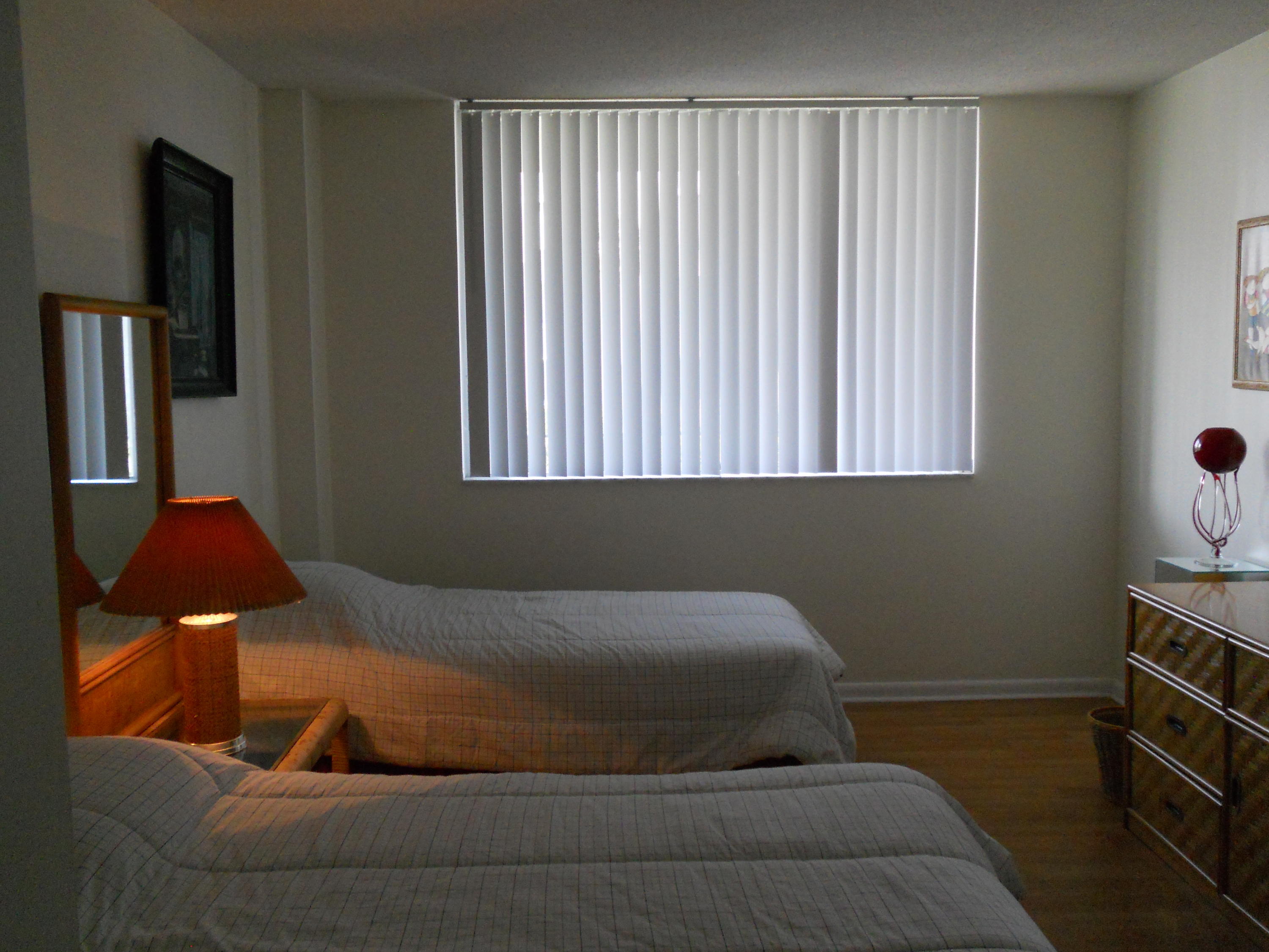 300 South Beach Road, Unit 206 Jupiter, FL 33469 - Photo 4 of 16 2nd Bedroom