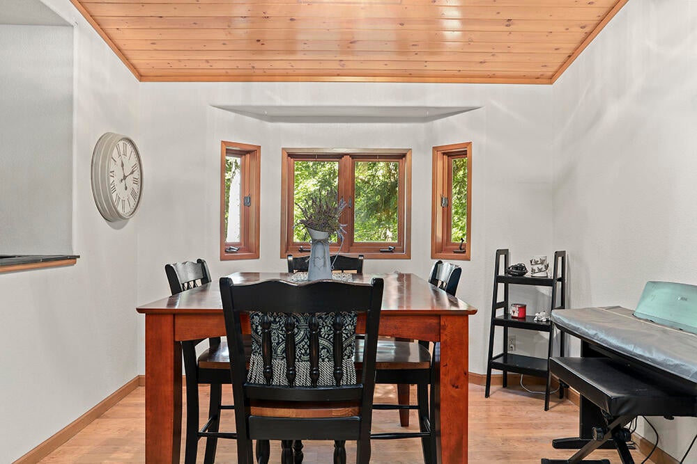 100 Browns Road Williams, OR 97544 - Photo 10 of 49 11