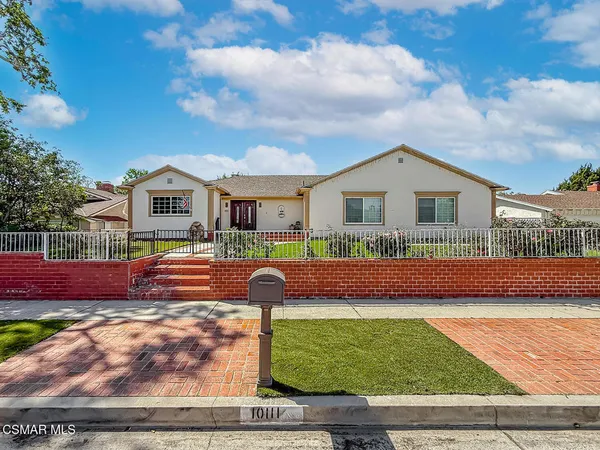 $1,340,000 | 10111 Oak Park Avenue, Northridge, CA 91325