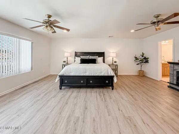 $1,340,000 | 10111 Oak Park Avenue, Northridge, CA 91325